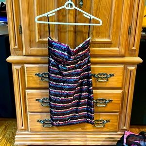 Sparkly sequined strapless mini evening dress